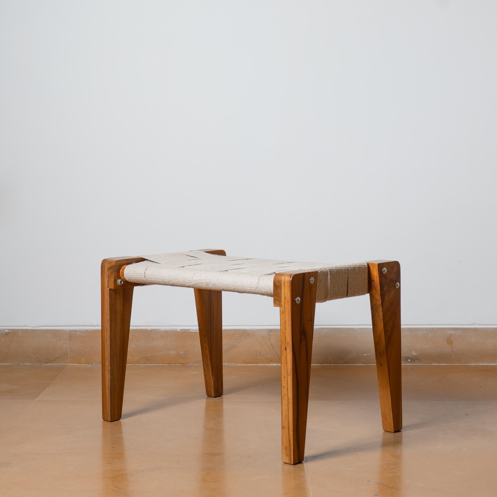 Niwar Stool