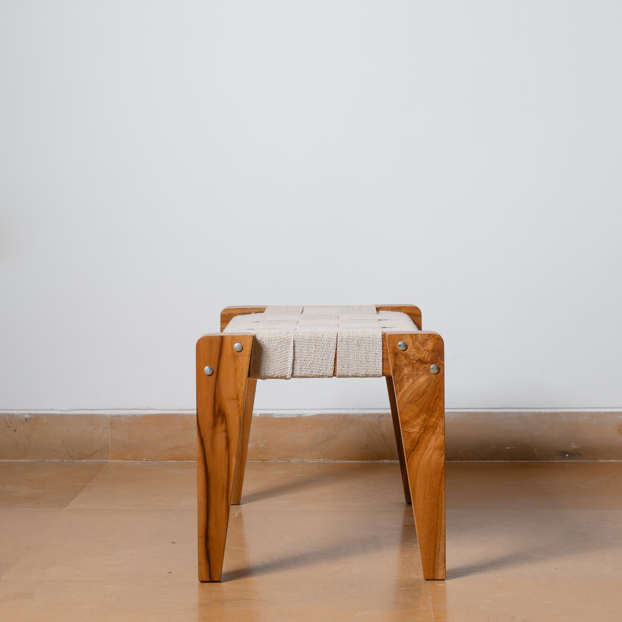 Niwar Stool
