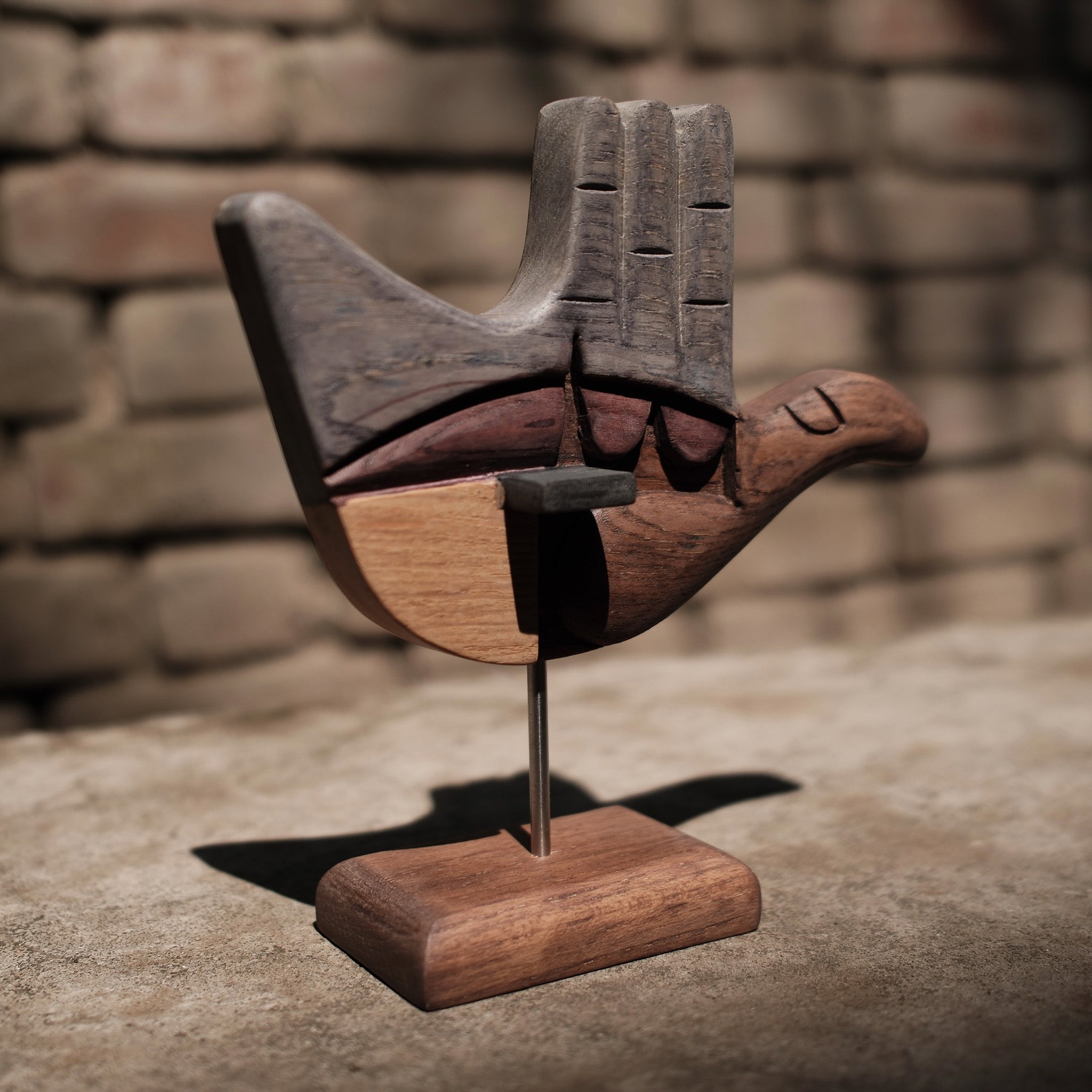Open Hand Polychrome LE